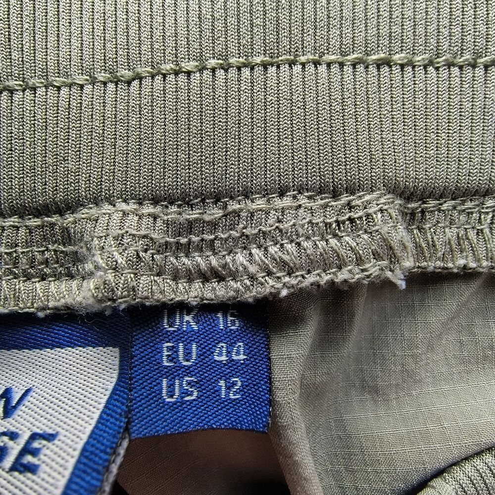 Mountain Hardwear Hiking Pants Womens 12 Olive Green Zip Off Convertible Stretch - Picture 16 of 16